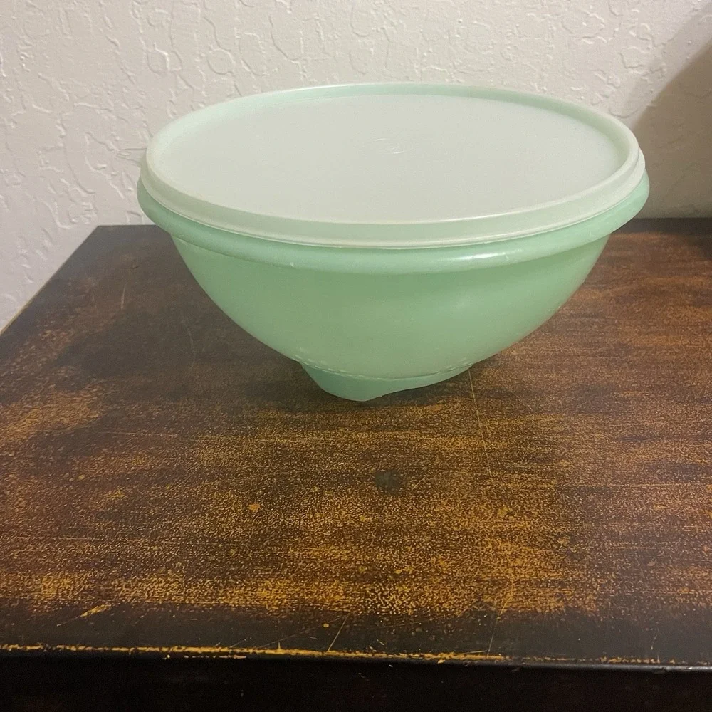 Vintage Tupperware Jadeite Green Colander Strainer Bowl 339-2 W/ Lid